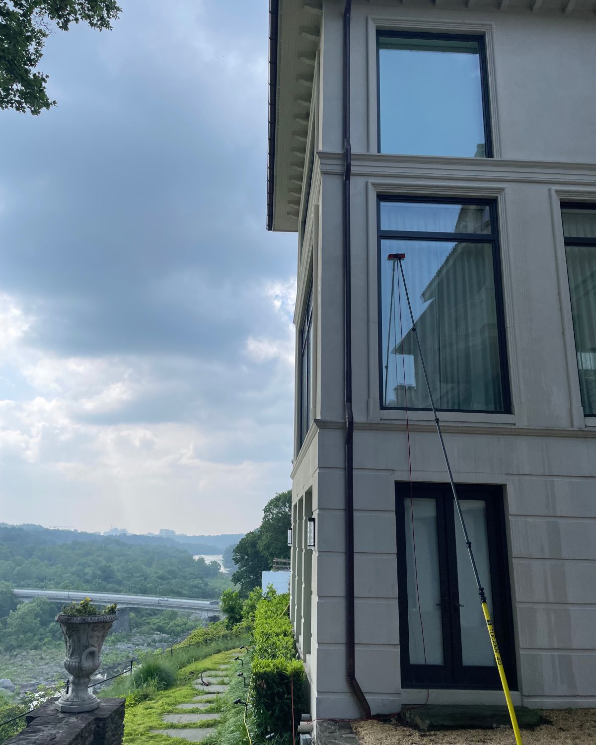 Window Cleaning Fairfax County, VA